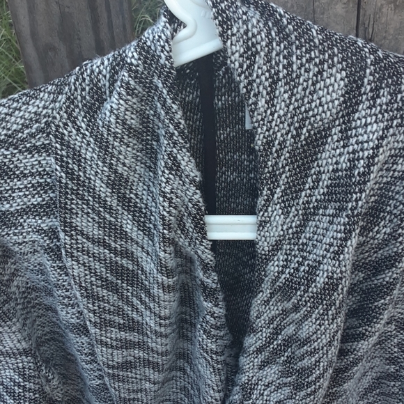 Sweater - Picture 2 of 4